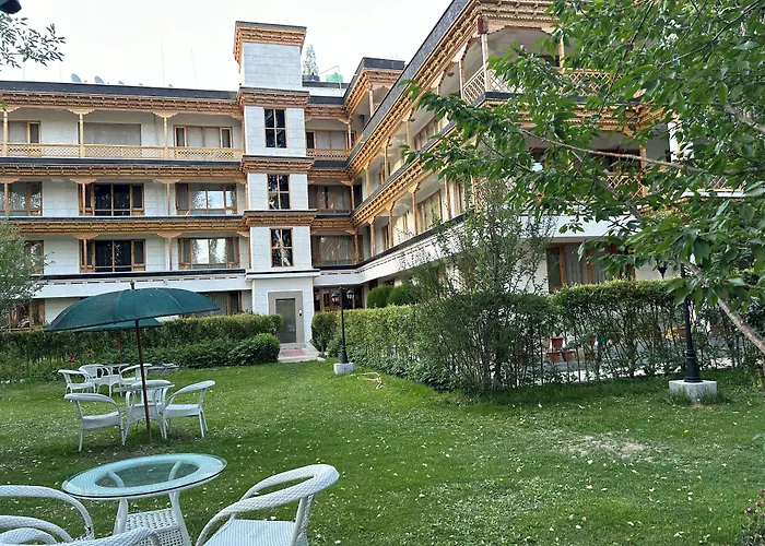 Hotel Caravan Centre Leh