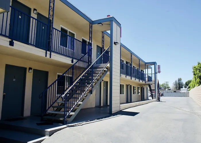 Red Carpet Motel By Ontario
