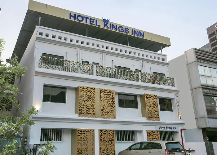 Itsy Hotels Kings Inn Vashi Navi Mumbai