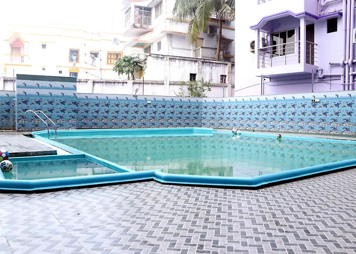 Four Square Holidayz Digha 
