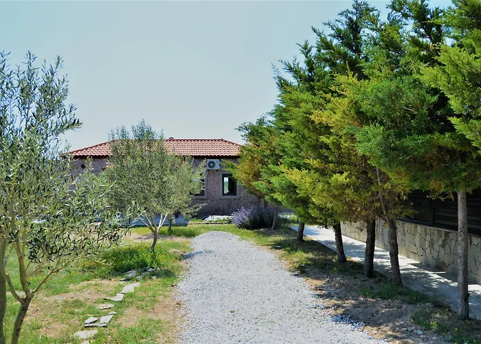 Le Petit Hotel ve Bağ Evi Bozcaada