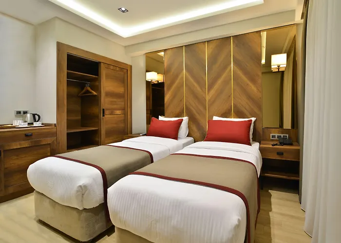 Celine Hotel Taxim Istanboel