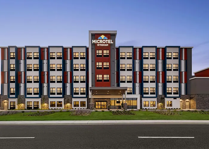 Microtel Inn & Suites Dorval Qc
