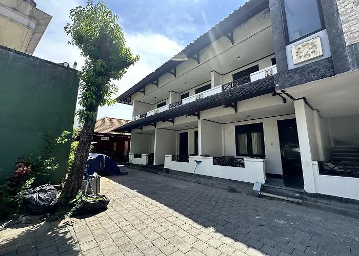 Hotel Warta Sari Denpasar 