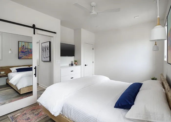 The Station By Compo Hotels Travelers Rest