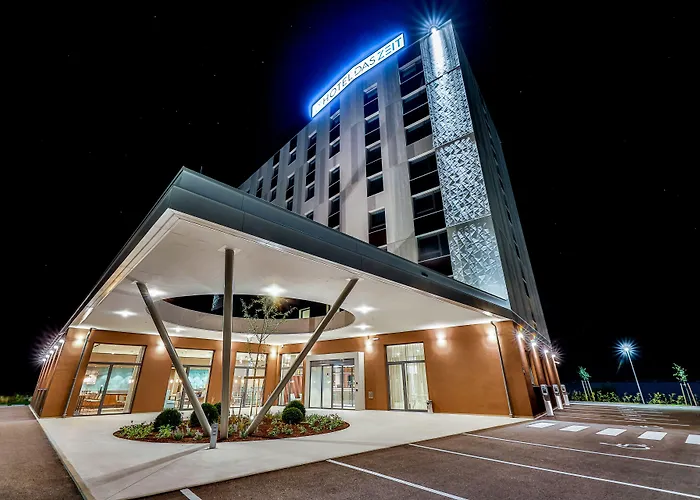 Hotel Das Zeit Lenzing