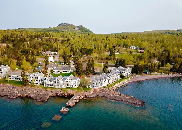 Bluefin Bay On Lake Superior Tofte