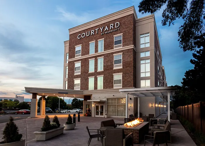 Courtyard Rochester Downtown