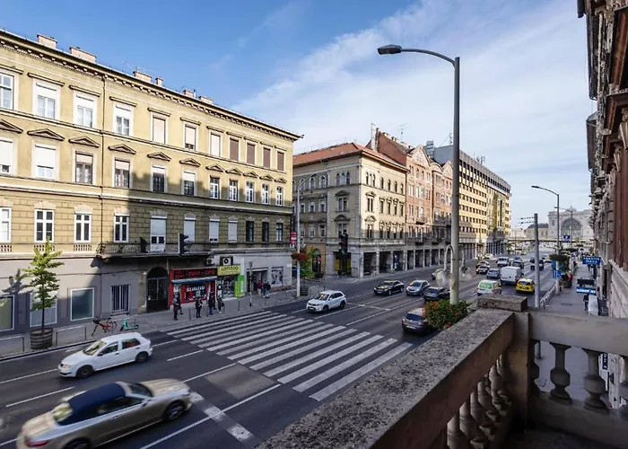 Elit Boutique Rooms- Best Location By Bqa Budapest