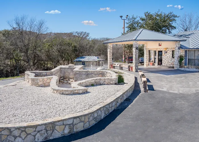 River Oak Inn Bandera