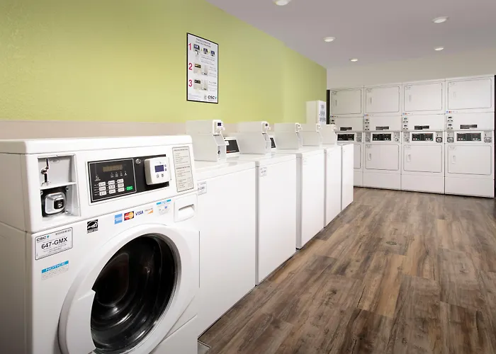 Woodspring Suites West Des Moines