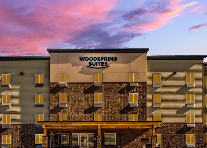 Woodspring Suites West Des Moines