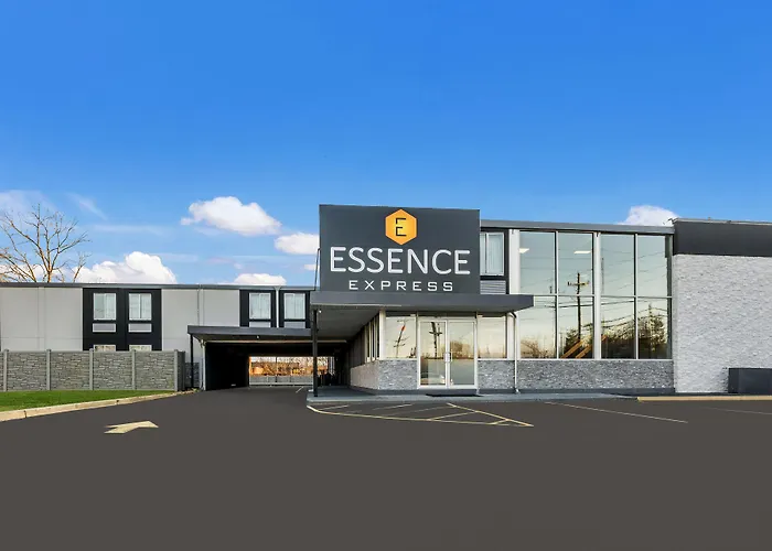 Essence Express Wayne Hotel