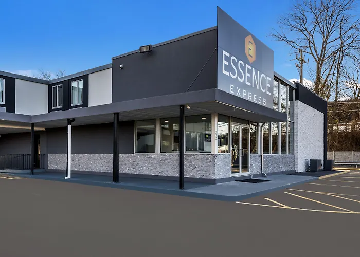 Essence Express Wayne Hotel