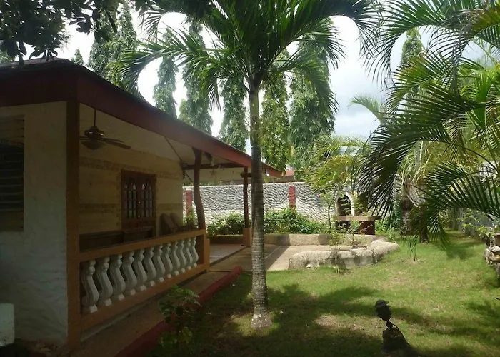 Tiptop Hotel, Resto And Delishop Panglao Island