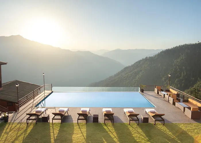 Justa Cliffend Resort & Spa, Mashobra Kiar
