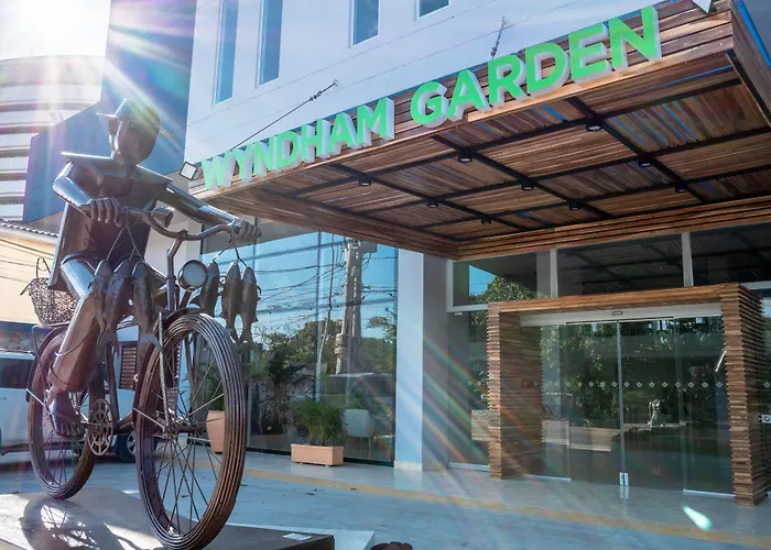 Wyndham Garden Cartagena Hotel
