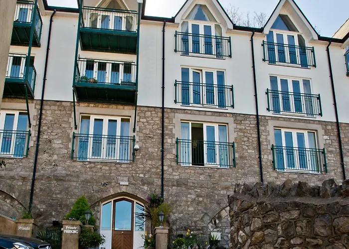 Patricks Boathouse Hotel Swansea