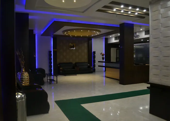 Hotel The Grand Rajwada Seoni 