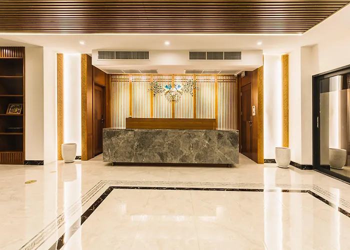 Thapae Twins Hotel Chiang Mai