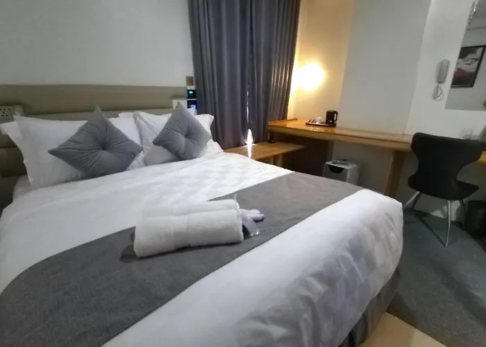 Sempre Premier Inn Mactan Airport Hotel Cebu