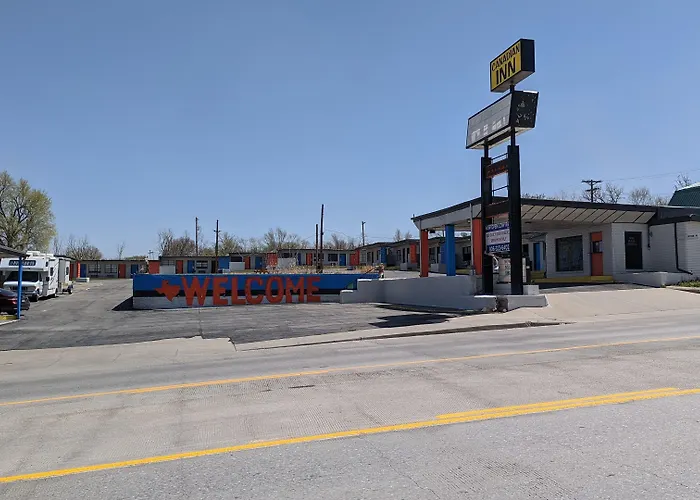 Canadian Inn