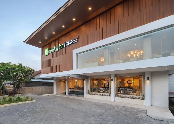 Holiday Inn Express Bali Sunset Road By Ihg Kuta 