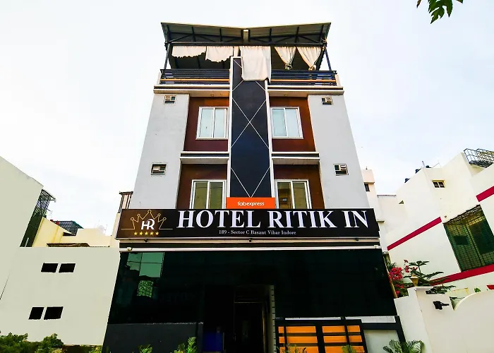 Collection O Iskcon Temple Indore Formerly Hotel Crystal In