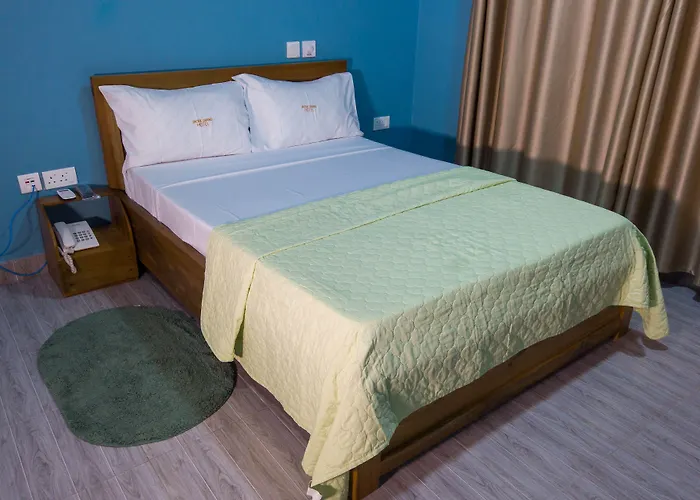 Jackie Grand Hotel Cape Coast