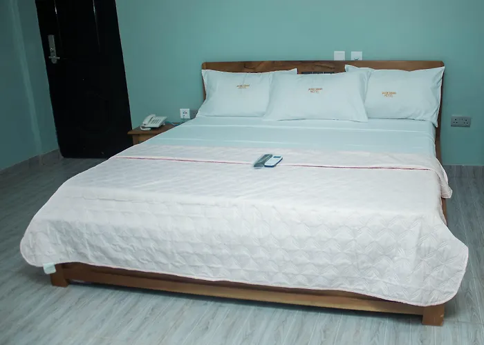 Jackie Grand Hotel Cape Coast