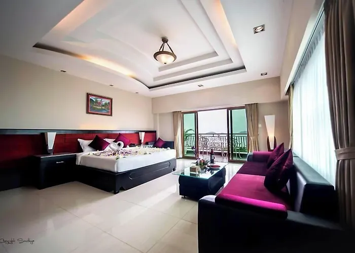 Rock Royal Hotel & Resort Kep