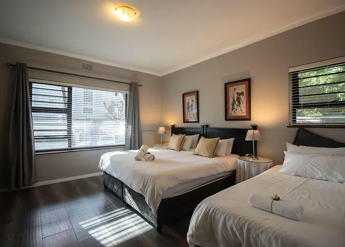 Spring Tide Inn Guest House By Ctha Cape Town