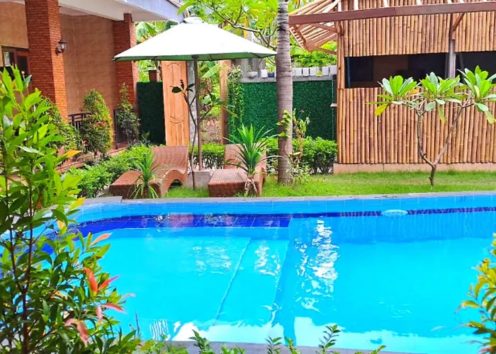 Wahyuga Sari Guest House Nusa Lembongan 