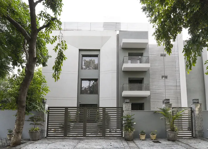 Treebo Iffco Chowk Gurgaon