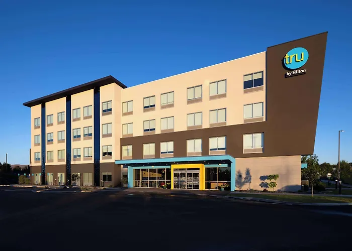 Tru By Hilton Yakima Airport Hotel