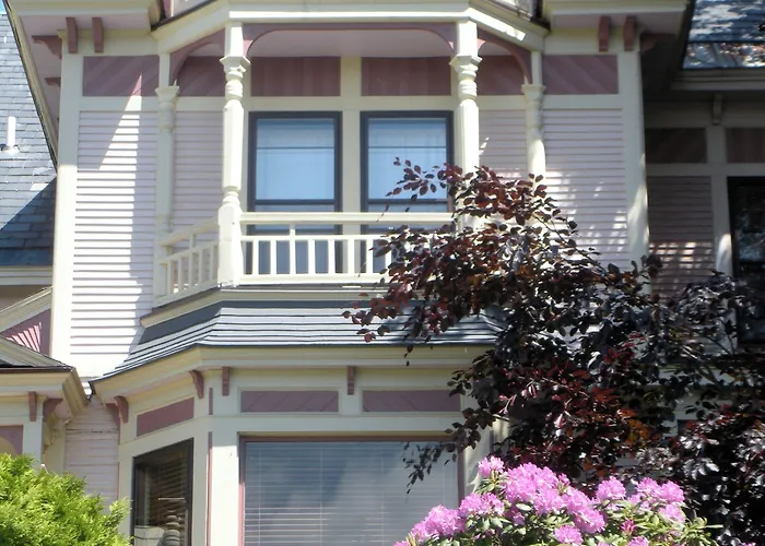 254 South Union Street Guest House Burlington