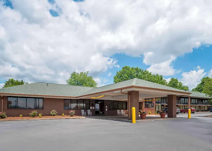 Quality Inn Near Speedway Wilkesboro
