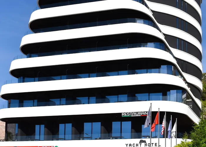 Yacht Hotel Vlore