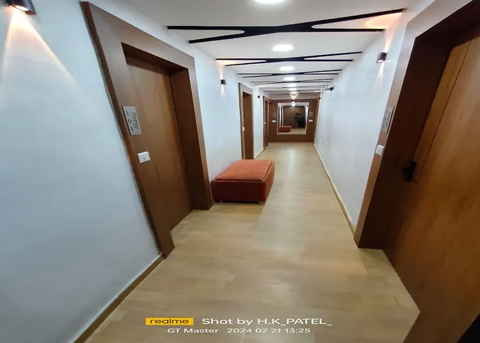 Hotel Happy Stay Ahmedabad