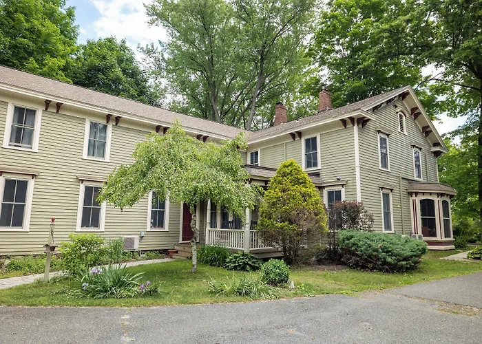 Wilder House Berkshires Bed & Breakfast Sheffield