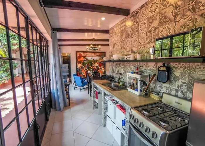 Mikaso Hotel San Pedro La Laguna