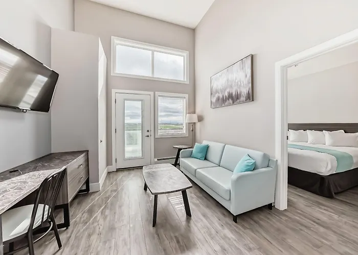 The Suites, Inn Hotels Penhold