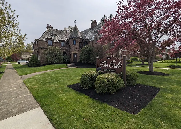 The Oaks B&B Hotel And Spiritual Center Jamestown