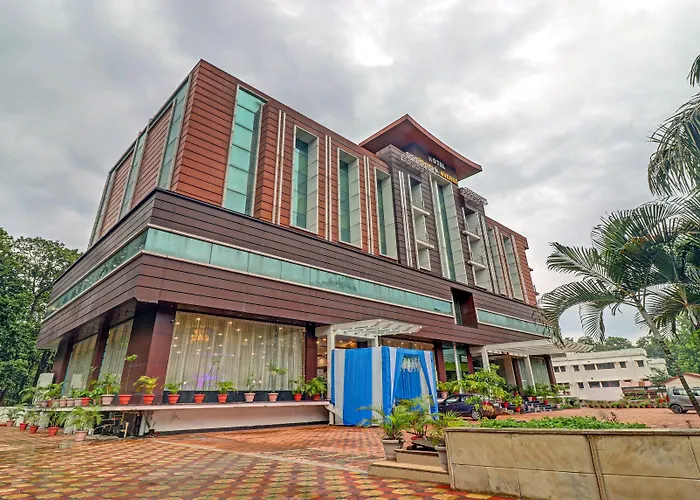 Treebo Premium Pearl Avenue Banquets And Lawn Hotel Dehradun
