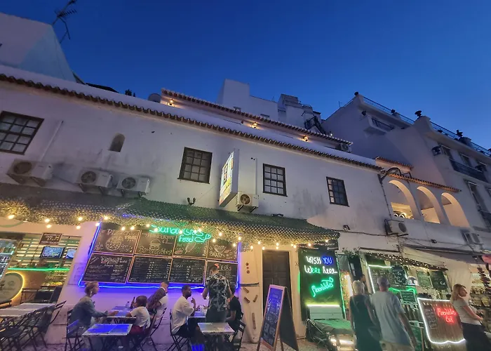 Wonder Charm Guesthouse Albufeira