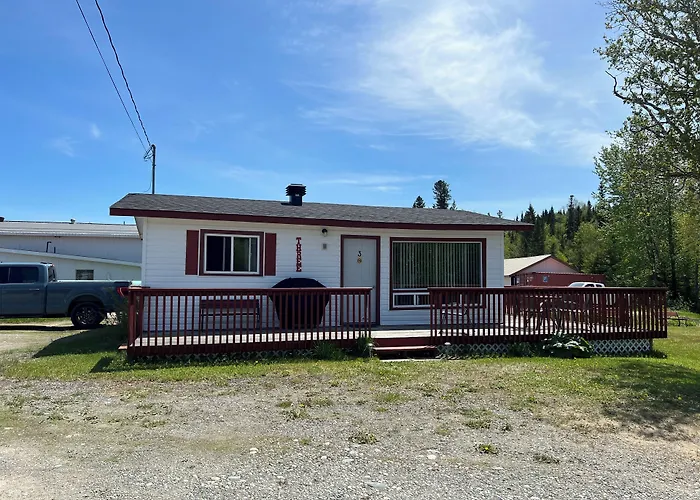 Wawa Northern Lights Motel And Chalets