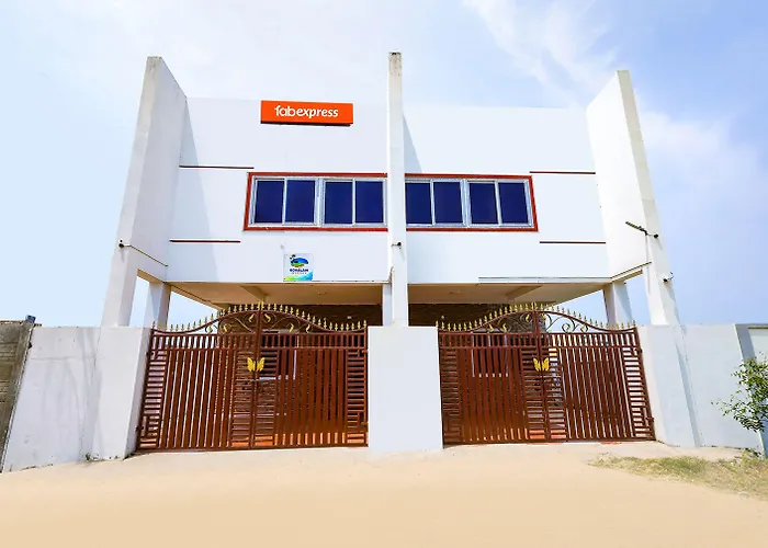 Fabexpress Kovalam Residency Hotel Siruseri