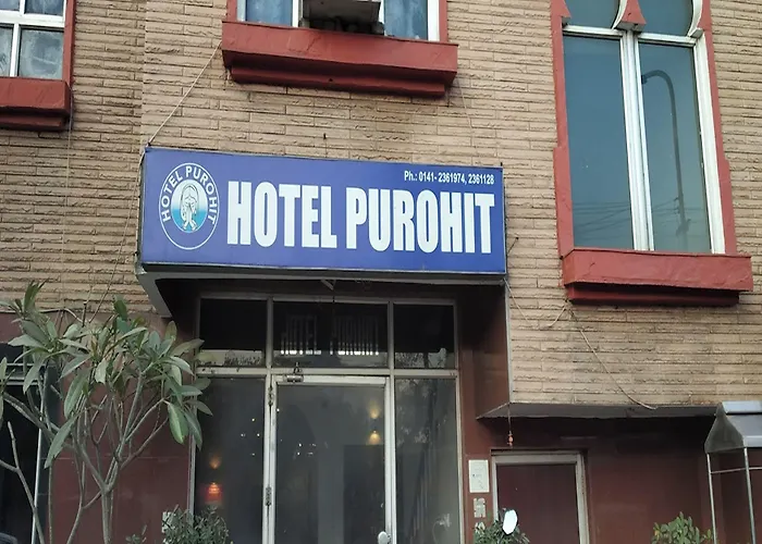 Hotel Purohit Sindhi Camp Jaipur