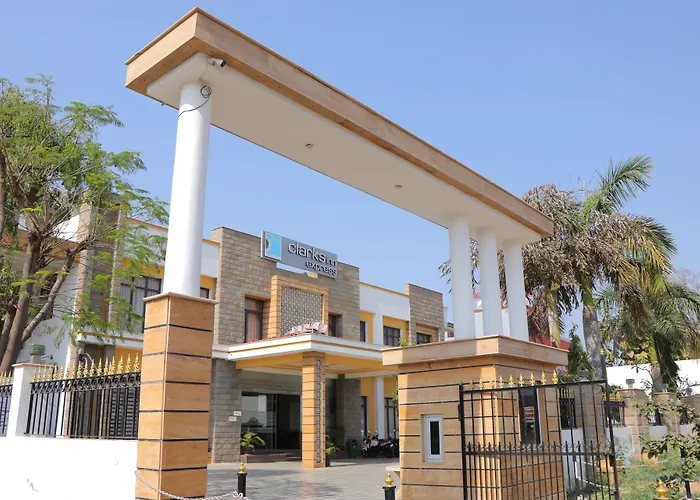 Hotel Clarks Inn Express Bharatpur