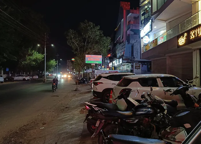 Hotel Lotus Anand